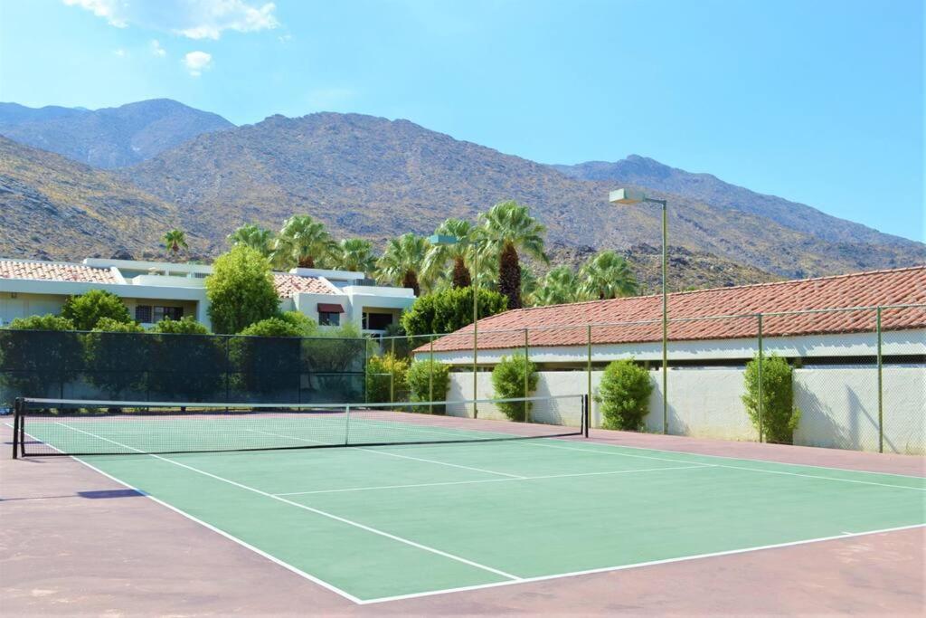 Canyon Granada Getaway Apartment Palm Springs Bagian luar foto